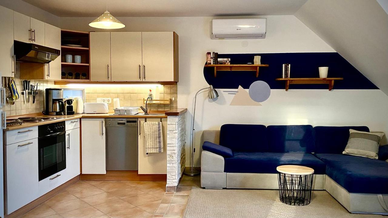 Nefelejcs Apartmanhaz Gyenesdias Exterior photo